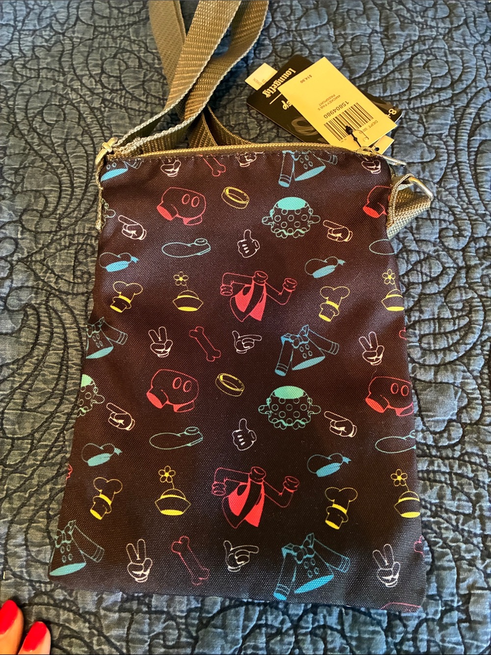 Loungefly Disney Classic Fab 5 Passport Crossbody Bag NWT - Picture 4 of 7